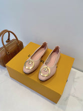 China Replica LV Women Shoes 70usd Only